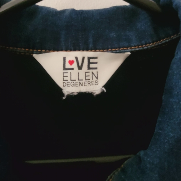 Ellen Degeneres Blue Denim Jacket with Love Detail - Picture 3 of 7